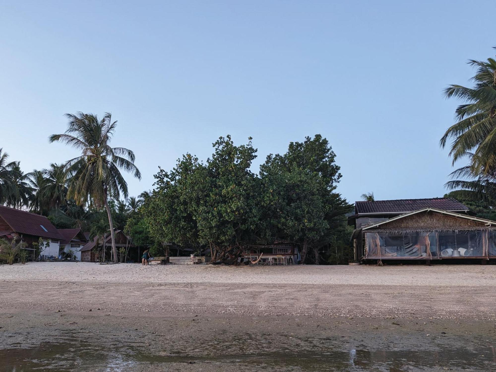 Munchies Bungalows Baan Tai Exterior photo
